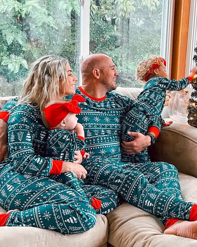 Weihnachts-Crew – Passender Weihnachtspyjama für die ganze Familie