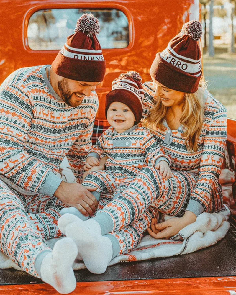 Kuscheliger Schneeflocken-Familien-Weihnachtspyjama